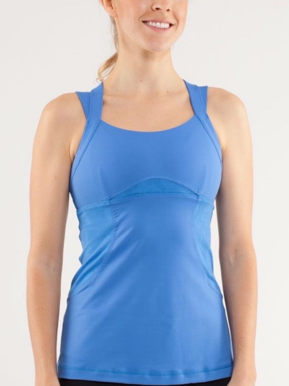 Lululemon Chaturanga Tank Top in Porcelain blue color size 6